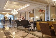 Лобби без брони: тайная жизнь нежданных гостей фешенебельных отелей Лобби без брони: тайная жизнь нежданных гостей фешенебельных отелей