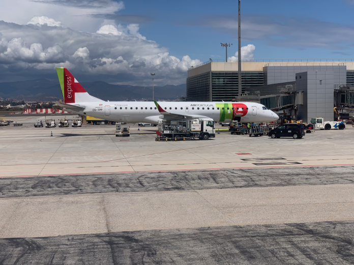 IMG_7946 В какие дни недели выгоднее летать