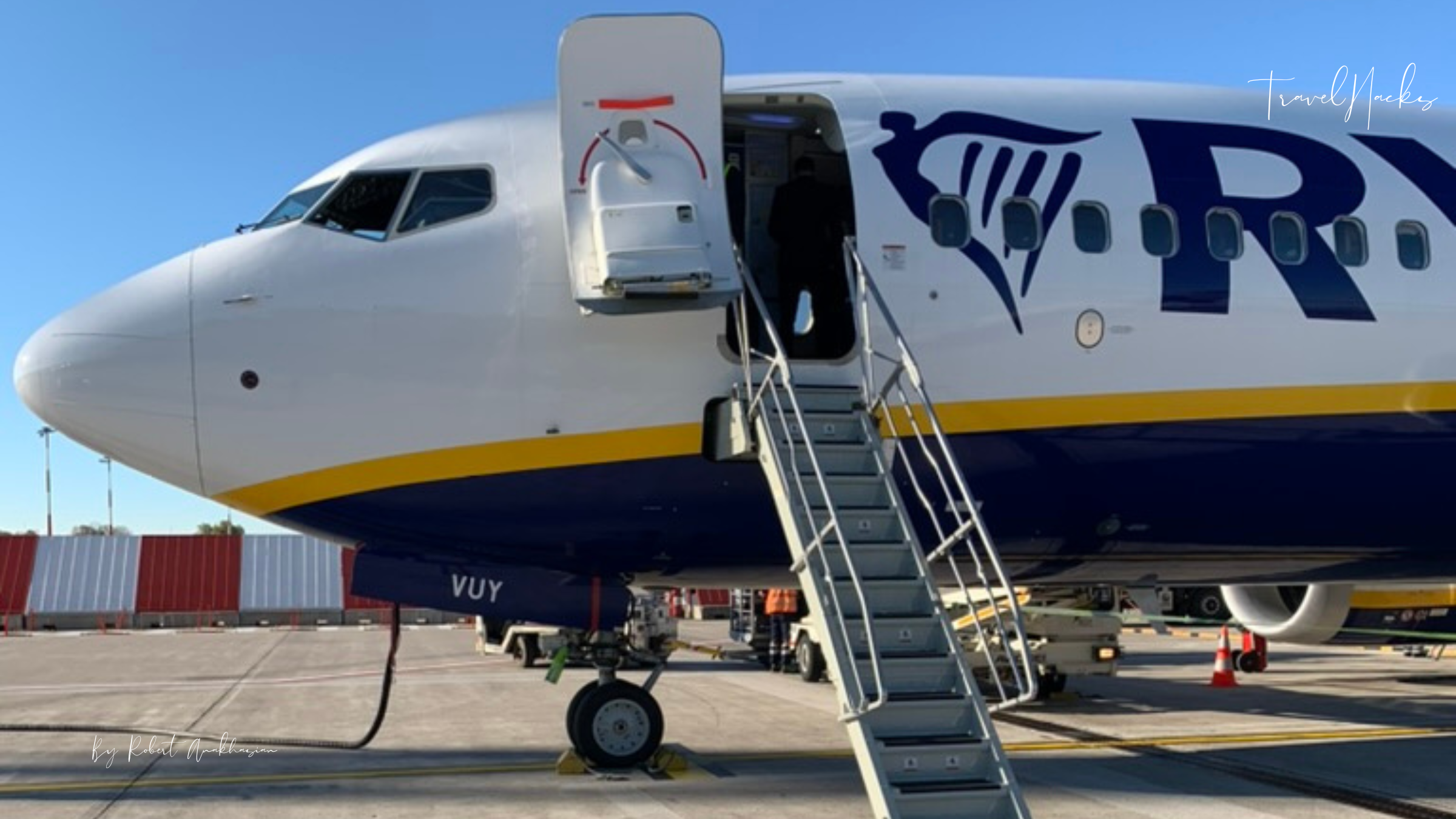 лоукостер Ryanair посадка без телетрапа