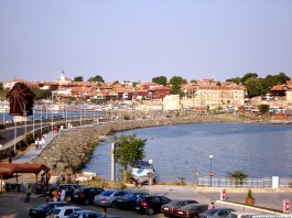 Несебр — море, пляж и дух древности Несебр