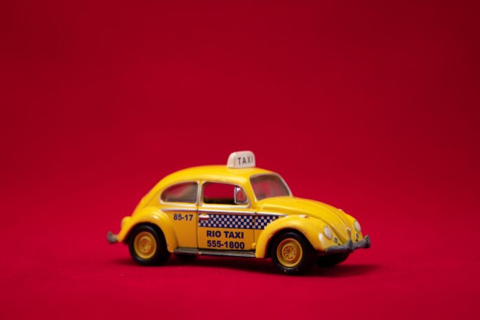 Что о вас может знать мобильное приложение по заказу такси?
