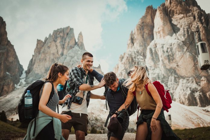 felix-rostig-UmV2wr-Vbq8-unsplash Промокоды для путешествий