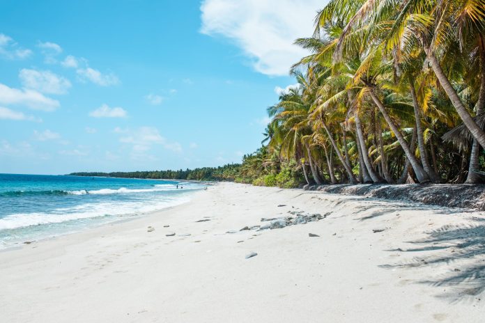 10 способов сэкономить при путешествии на Мальдивы