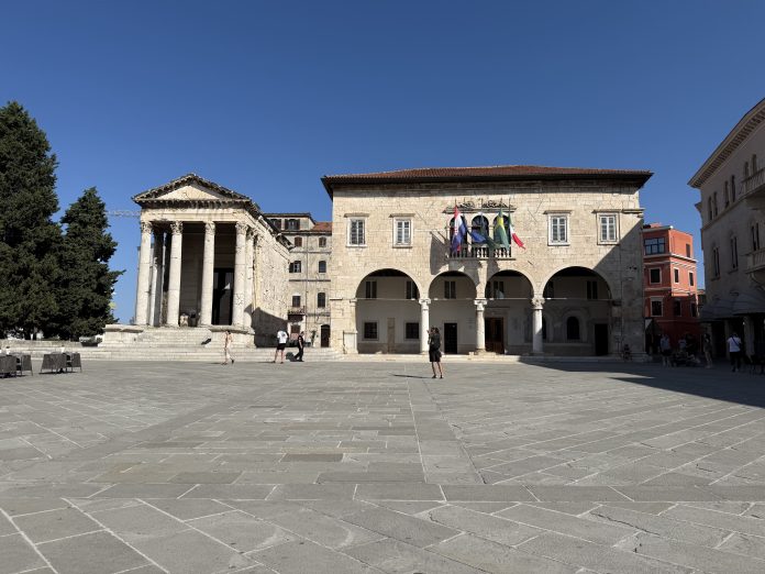 image0 (1) Top-5 мест для прогулки с детьми в Пуле