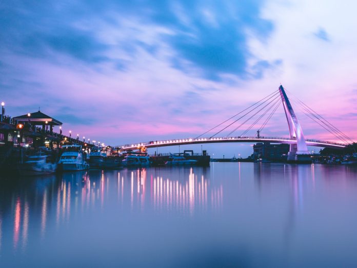 kent-lee-cpgQ4rIdUs4-unsplash Тайвань летаем в никуда