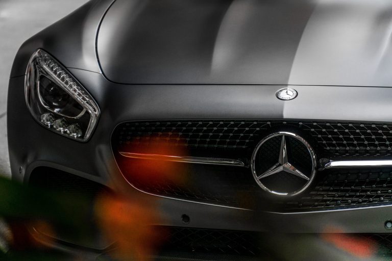 Mercedes-Benz приглашает прокатиться