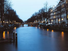 Что не стоит делать в Амстердаме? Что не стоит делать в Амстердаме